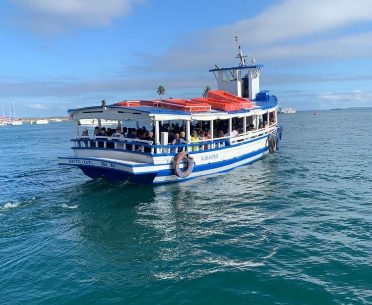 Imagem de Travessia Salvador-Mar Grande espera bom movimento rumo à Ilha de Itaparica