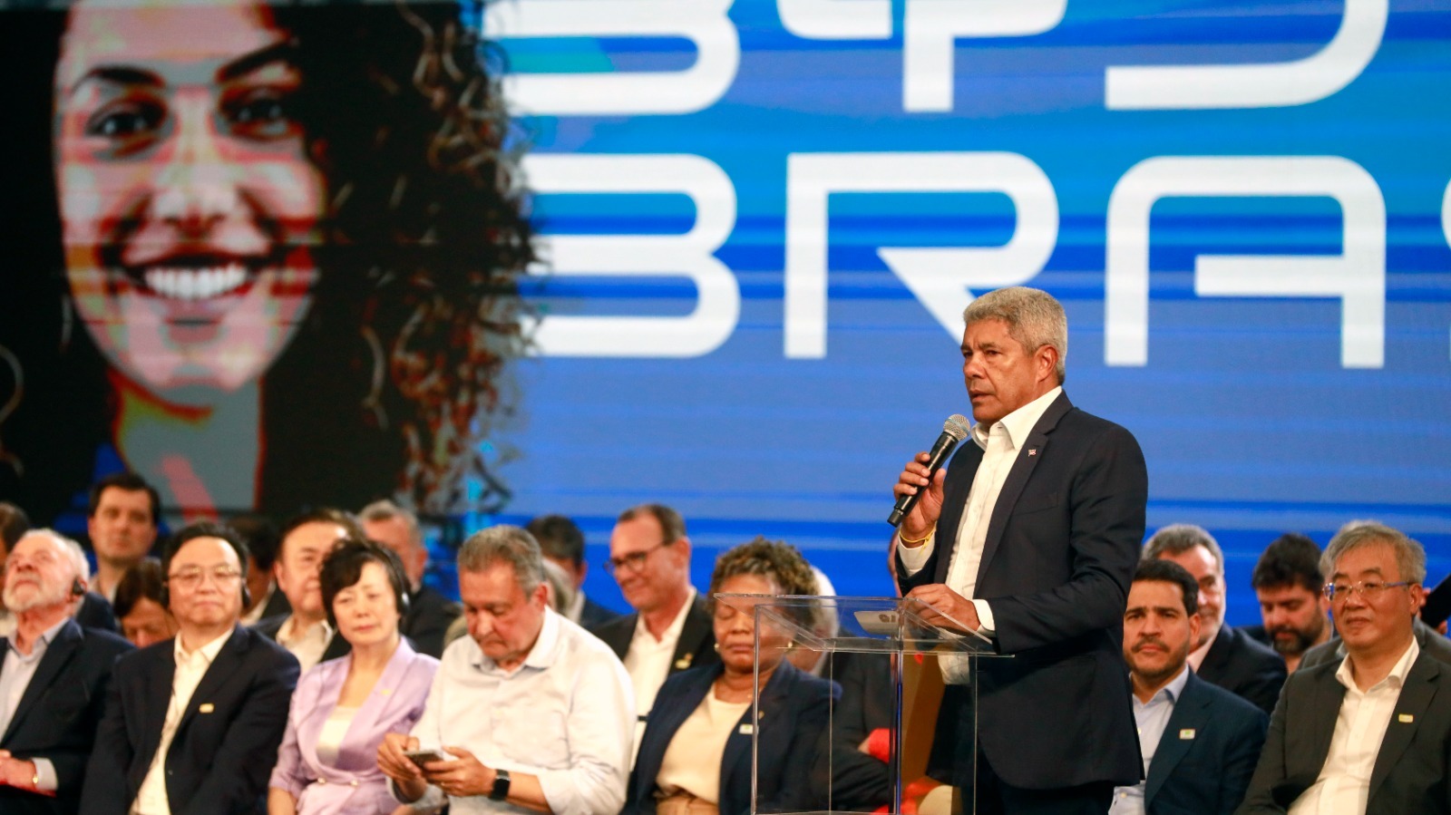 Imagem de "Implantação da BYD torna a Bahia protagonista na produção nacional de veículos sustentáveis", afirma Jerônimo Rodrigues