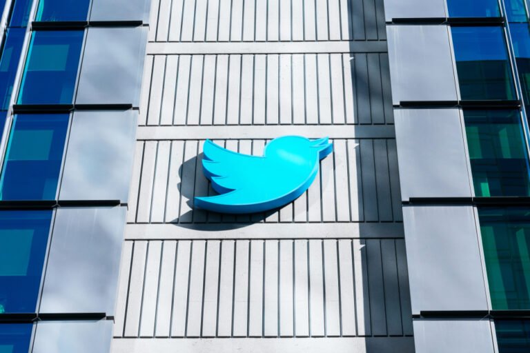 Imagem de Twitter é hackeado e mais de 200 milhões de e-mails são vazados