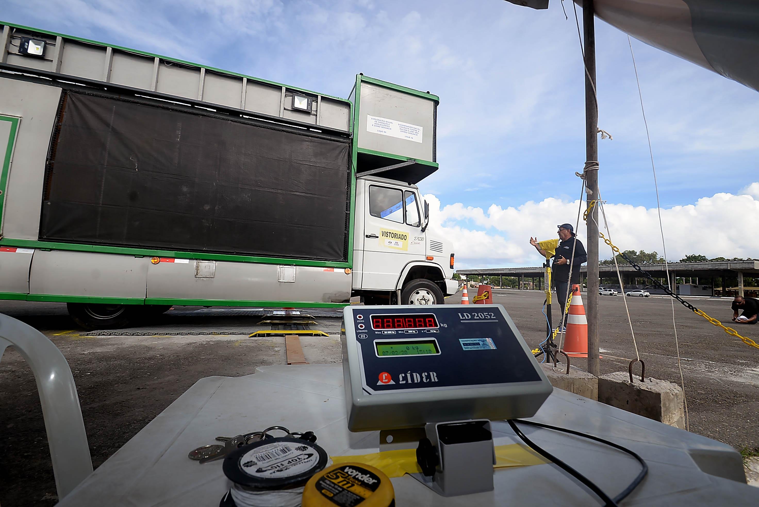 Imagem de Vistoria de trios elétricos começa nesta segunda-feira (29) no Parque de Exposições
