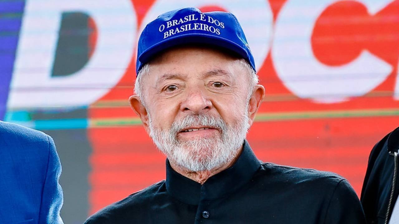 Imagem de Lula mantém reprovação de 50% dos brasileiros, após embate com Trump