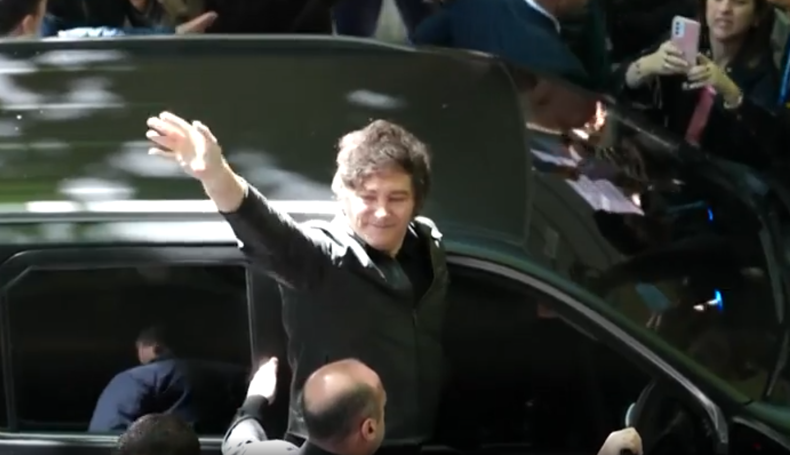 Imagem de Eleições de meio-mandato na Argentina dão vitória esmagadora a Milei com conquista histórica para a direita no país