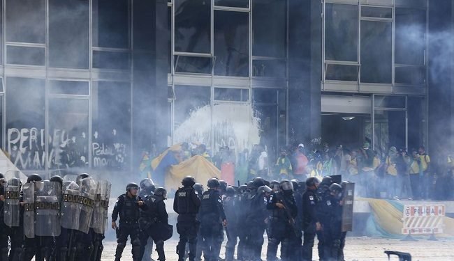 Imagem de CPMI dos atos de 8 de Janeiro alcança assinaturas necessárias para abertura