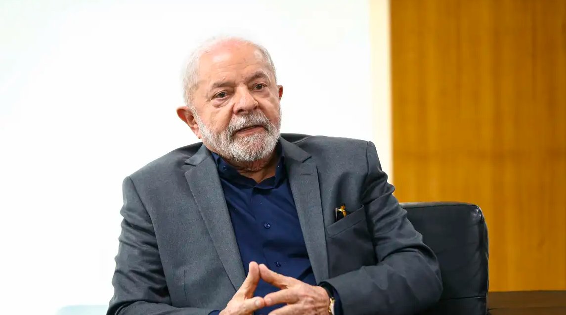 Imagem de Pedido de impeachment de Lula ultrapassa 100 assinaturas na Câmara