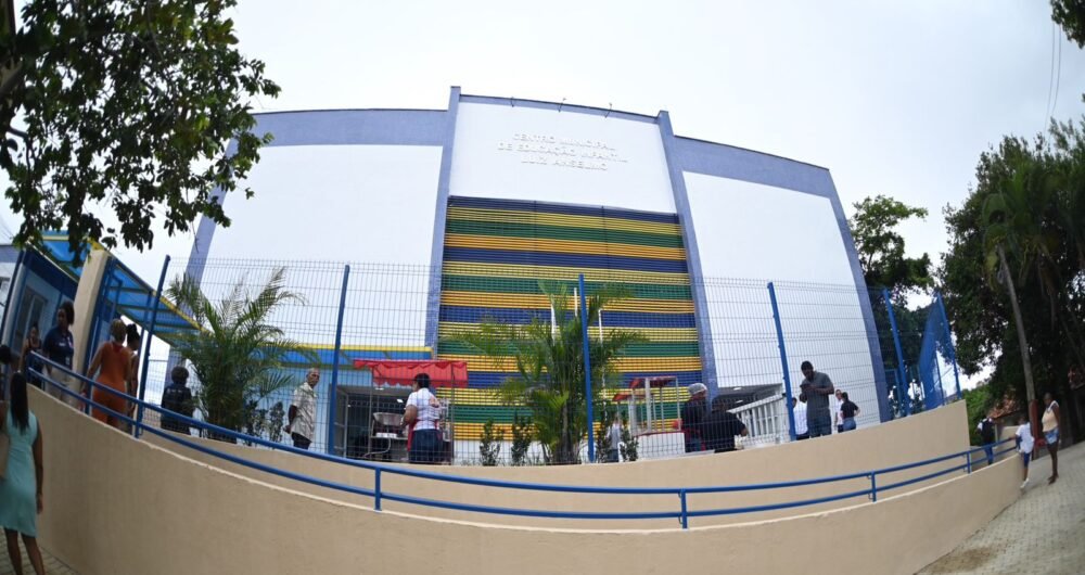 Imagem de Professores municipais terão 8% de reajuste salarial, quase o dobro da inflação de 2023