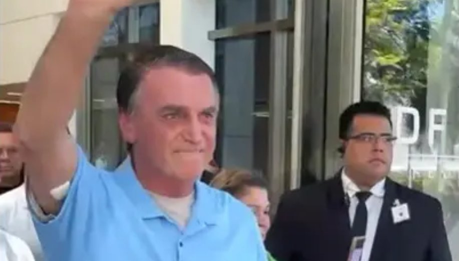 Imagem de Bolsonaro tem alta do hospital neste domingo e estará em marcha pela anistia