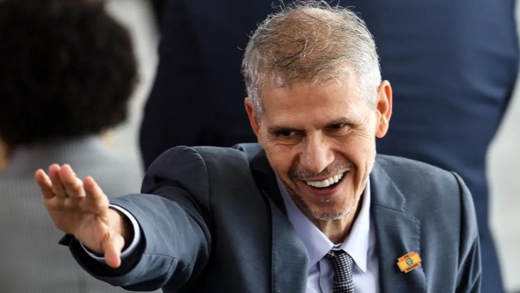 Imagem de Novo ministro da Secom demite secretário de imprensa de Lula