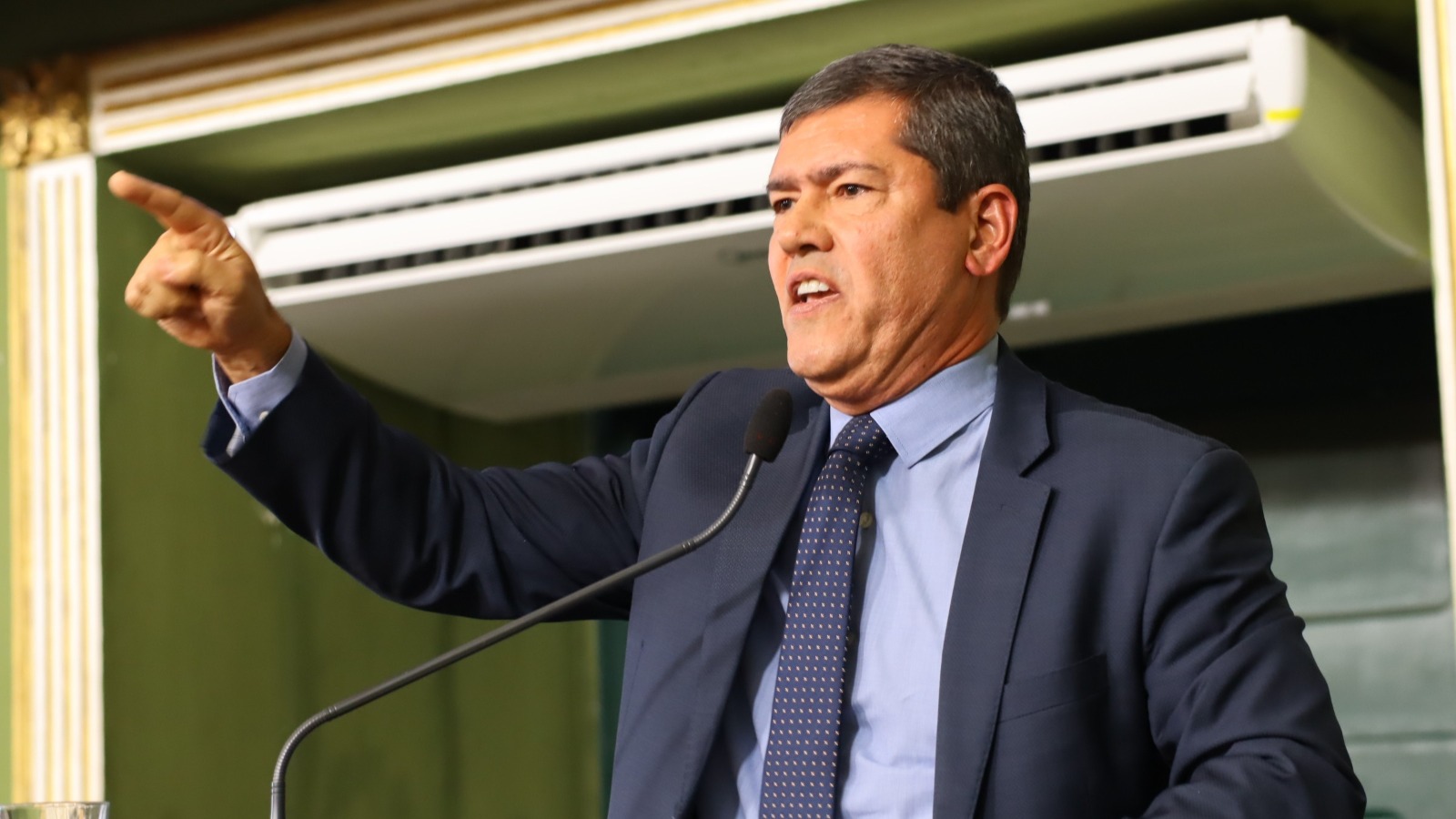 Imagem de Cláudio Tinoco descarta briga de Caiado com Neto, vê ‘nó’ no PSD da Bahia e cogita Coronel no União Brasil