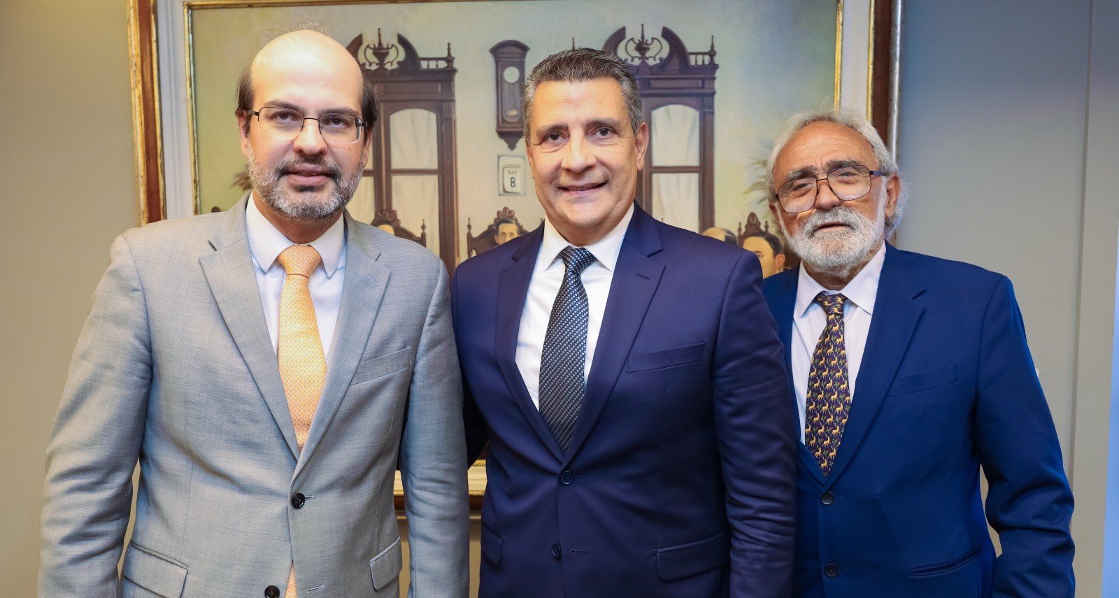 Imagem de Dirigentes do TCE/BA são reeleitos por aclamação
