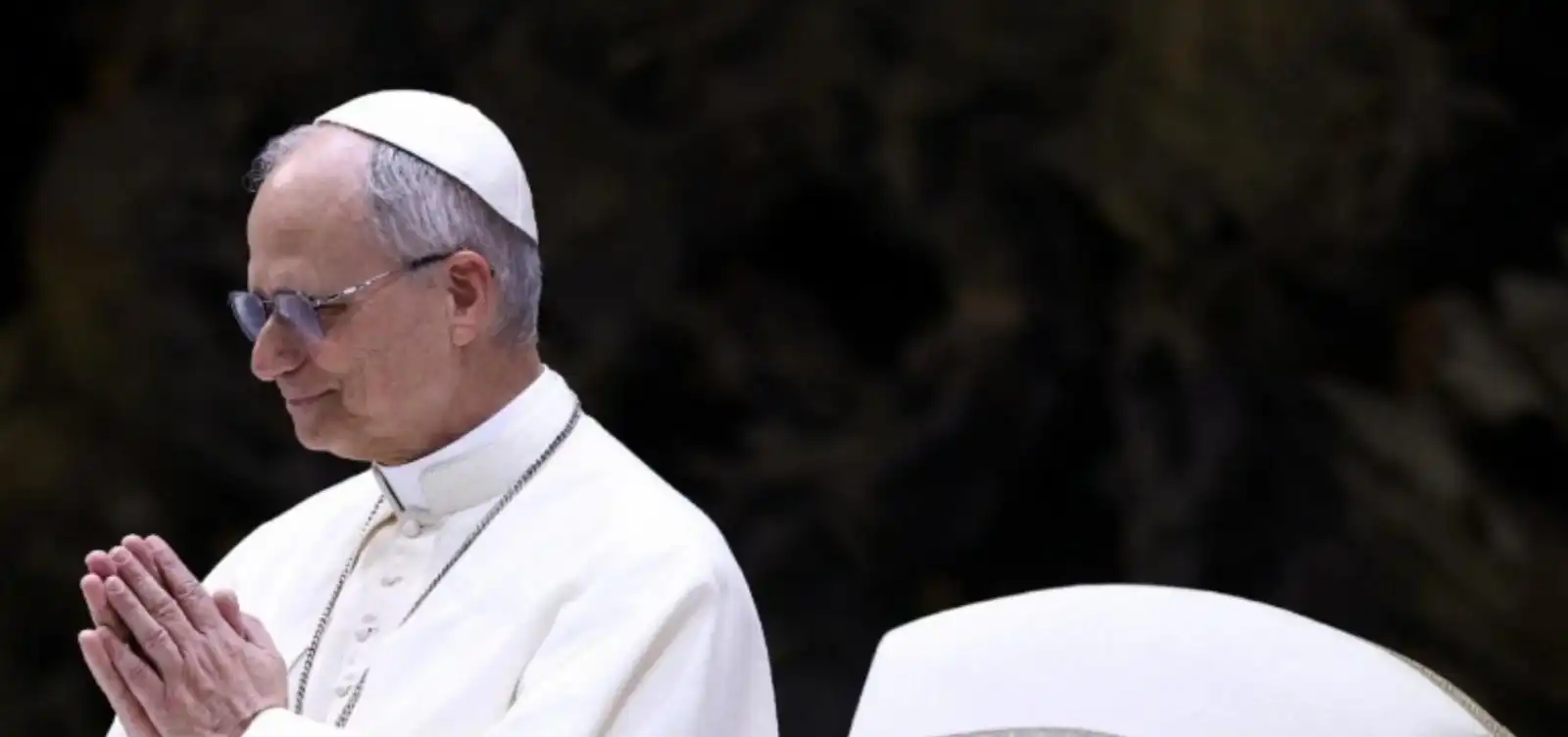 Imagem de Papa Leão XIV pede diálogo após ataques dos EUA ao Irã