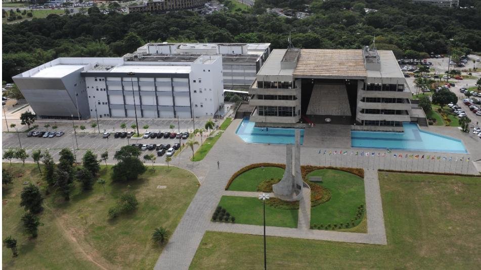 Imagem de Governo da Bahia encaminha à Alba projetos de Lei com propostas de ganhos salariais para 43 mil servidores públicos
