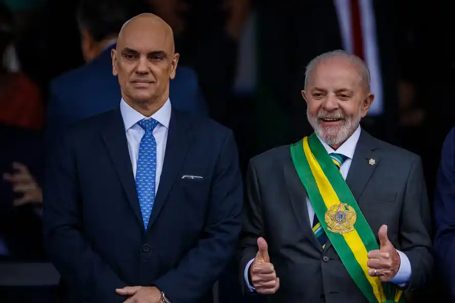 Imagem de Lula demonstra incômodo com Alexandre de Moraes após polêmicas recentes