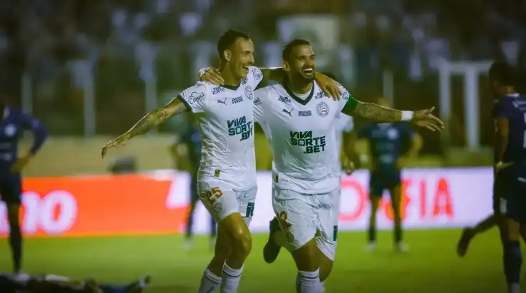 Imagem de Copa do Nordeste: Bahia vence Confiança por 4 a 1 e encaminha título