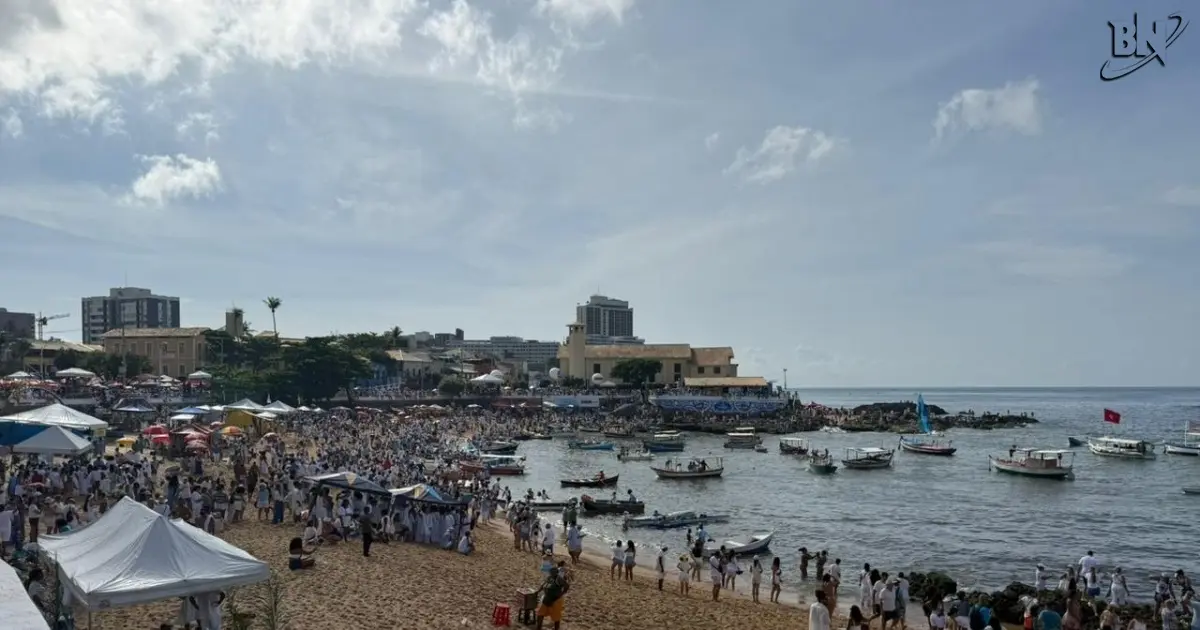 Imagem de Dia de Iemanjá reúne devotos e turistas no Rio Vermelho em Salvador