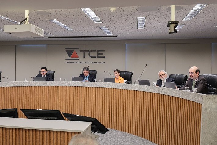 Imagem de 2ª Câmara do TCE/BA desaprova três prestações de contas e imputa débito de R$ 137, 1 mil a quatro gestores e uma empresa