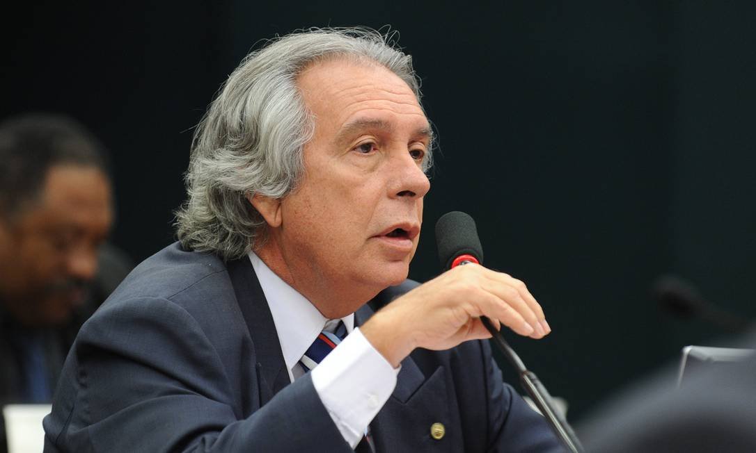 Imagem de Aliado de Lula, deputado baiano pede convocação de dois ministros na CPI do MST