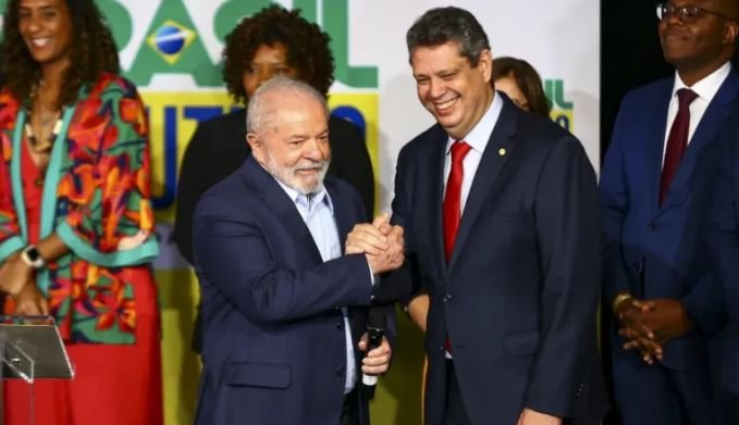 Imagem de Novo secretário-geral de Lula recebeu R$ 95 mil de empreiteira da Lava Jato