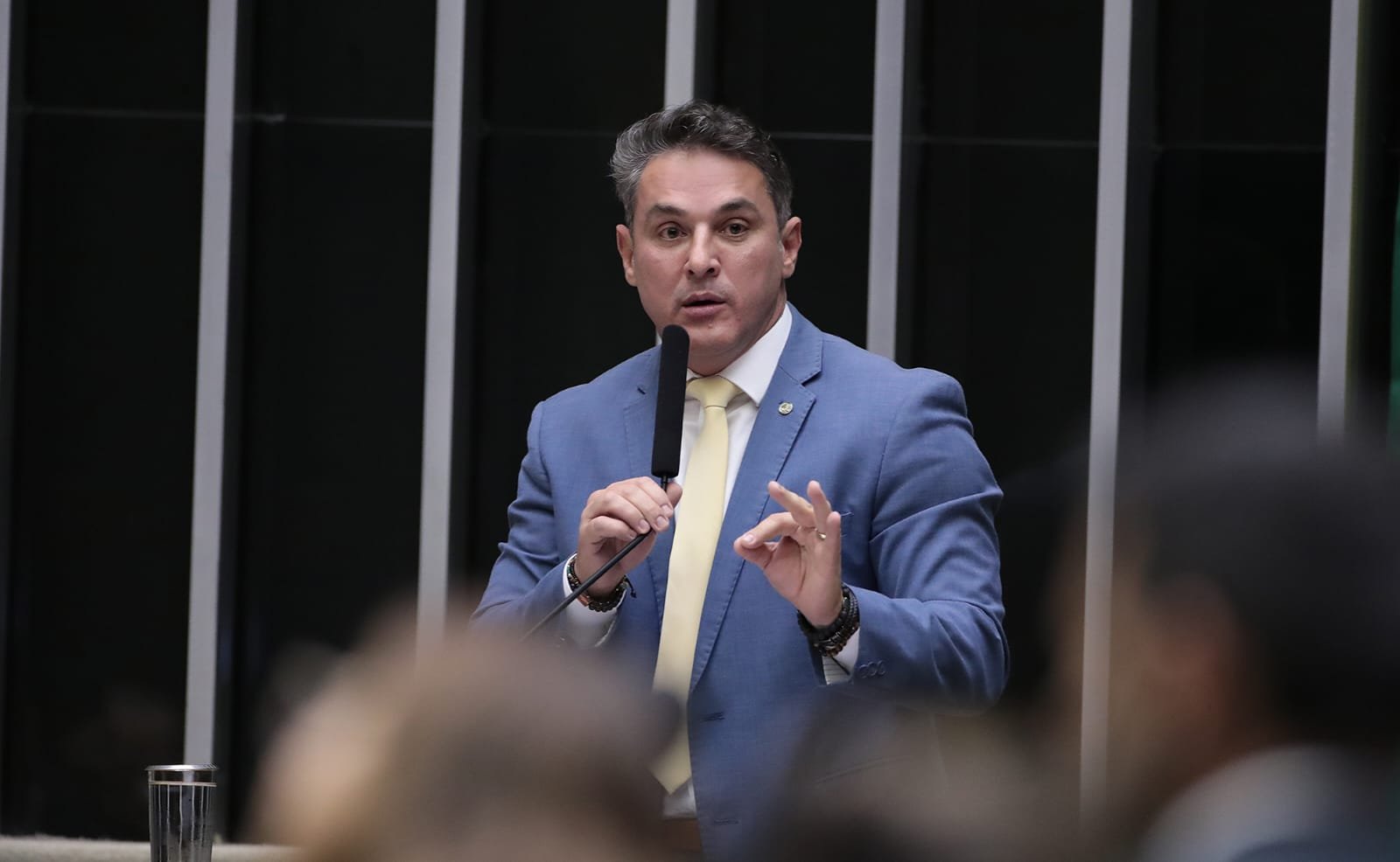 Imagem de Sidônio não vai à Câmara e oposição diz que ministro fugiu