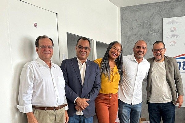 Imagem de Mauricio Bacelar, Jacó e Olivia Santana prestigiam lançamento da pré-candidatura de Marcelo Carvalho a vereador de Salvador