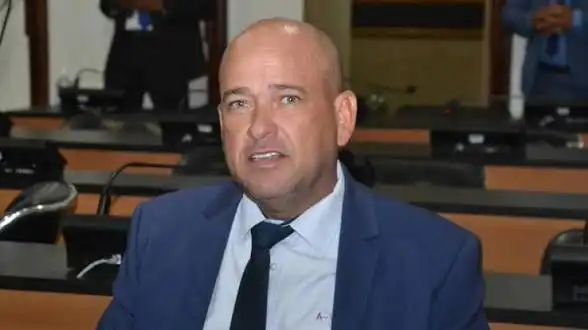 Imagem de Binho Galinha lamenta morte de ex-assessor assassinado em Salvador e diz que crime não tem relação com seu gabinete