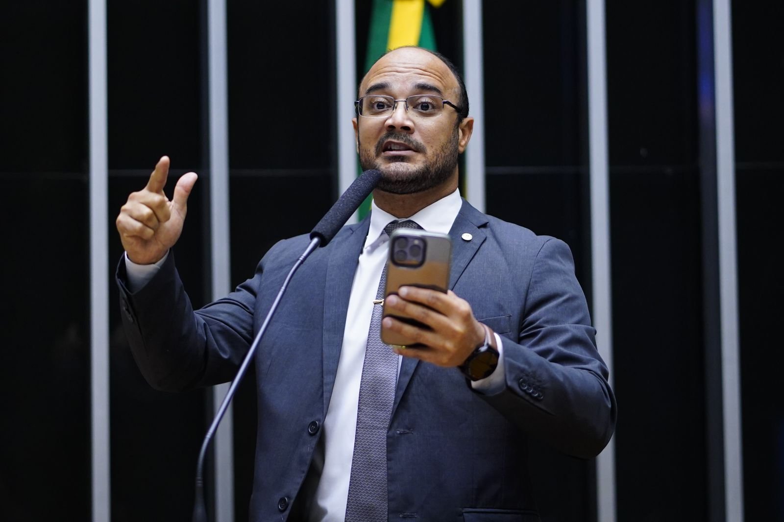 Imagem de Capitão Alden pedirá a convocação de Flávio Dino para prestar esclarecimentos por participar de evento que exalta regime comunista