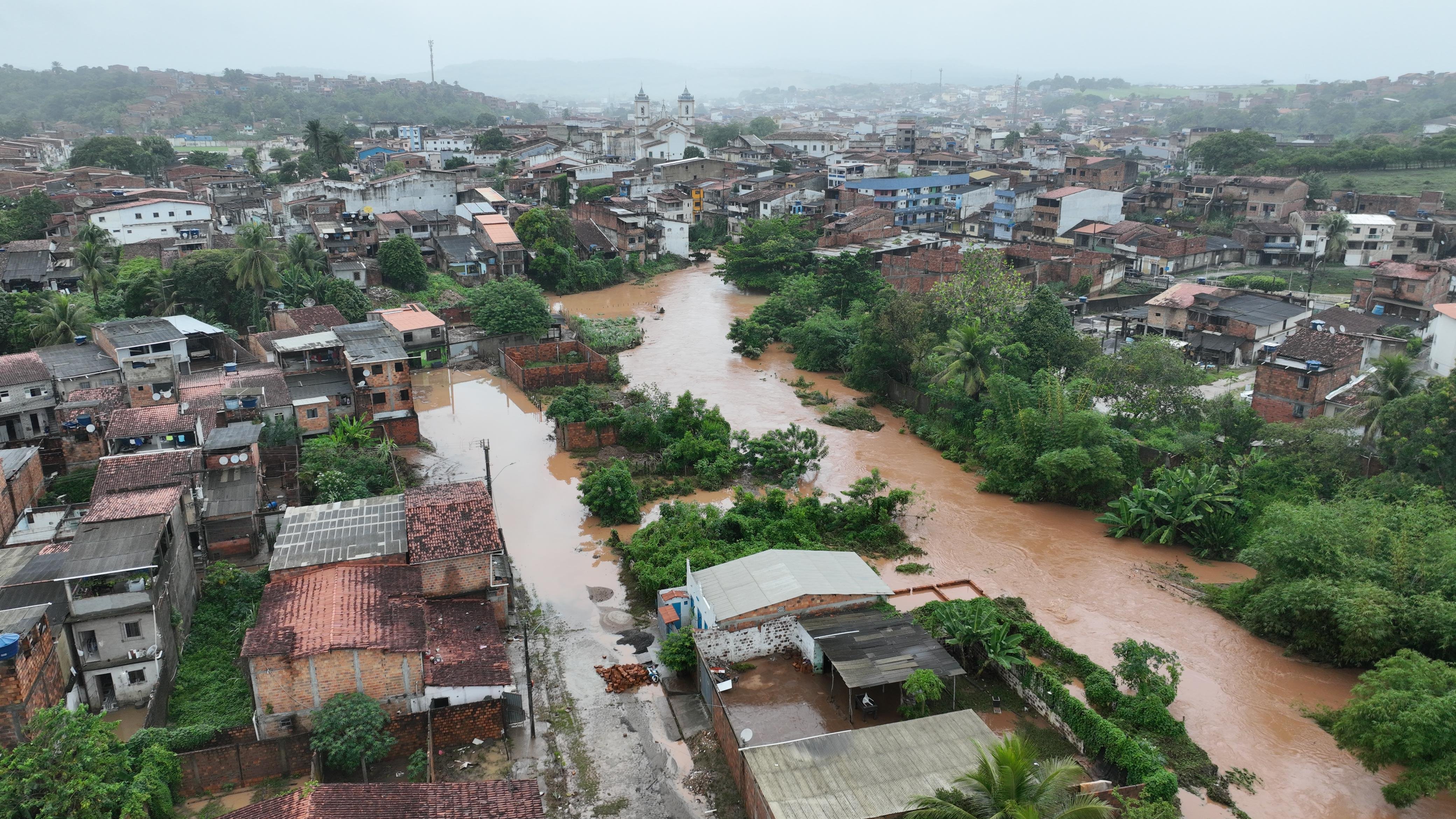 Imagem de Governo do Estado se mobiliza para prestar apoio a municípios baianos afetados pelas chuvas