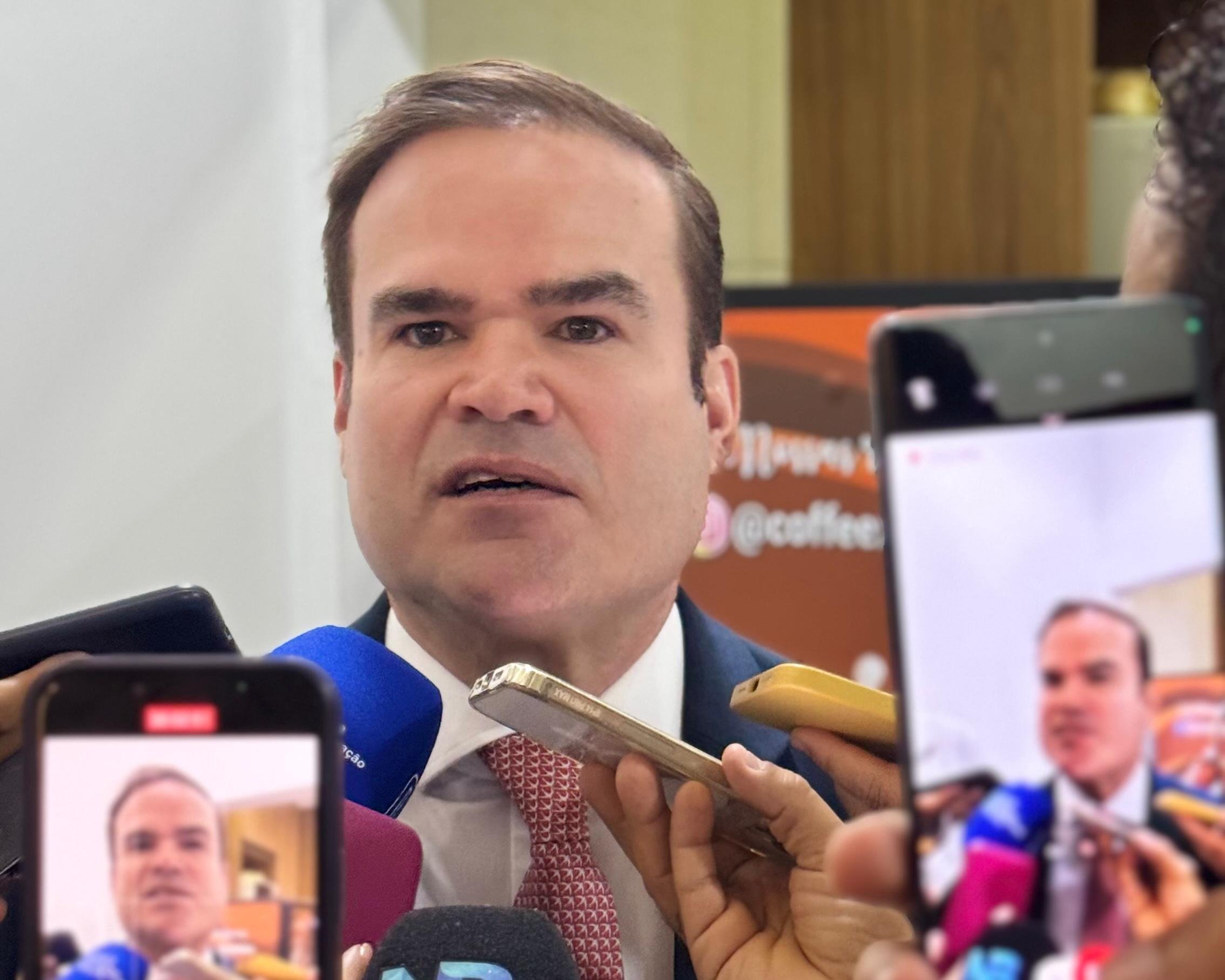 Imagem de ‘Não devem ser tolerados numa democracia’, diz Cacá Leão sobre ataques ao Legislativo de Salvador