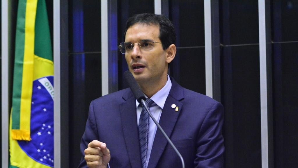 Imagem de Leo Prates é escolhido vice líder de bloco de partidos na Câmara