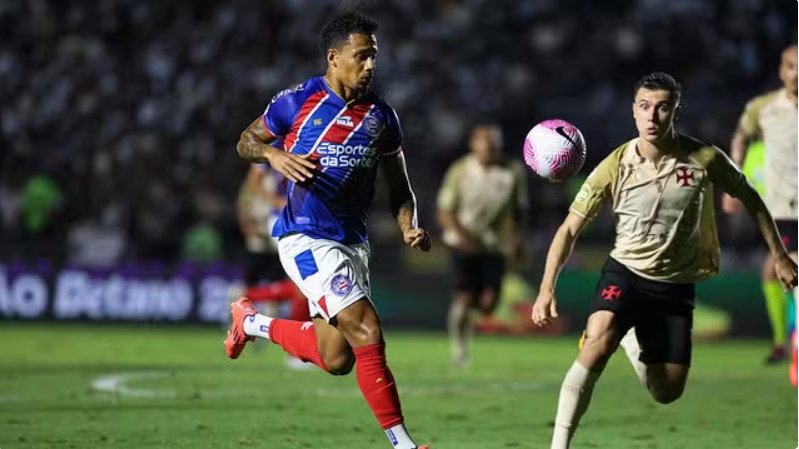 Imagem de Com dois gols de Payet, Vasco derrota o Bahia em São Januário