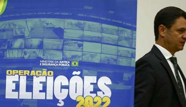 Imagem de Anderson Torres deixa PF após duas horas de depoimento