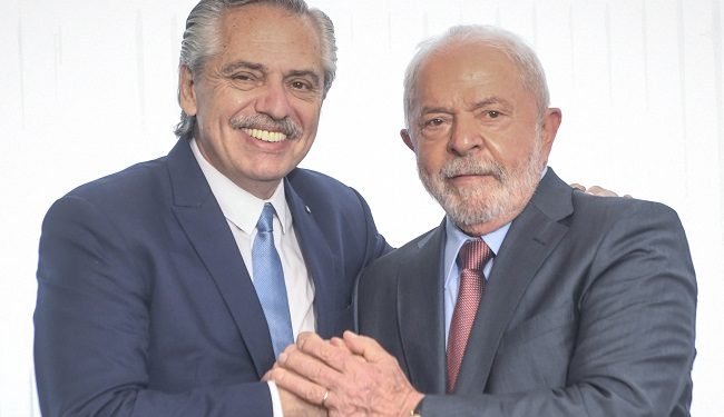 Imagem de Lula e Fernández confirmam estudos sobre moeda única e desmentem Hadadd