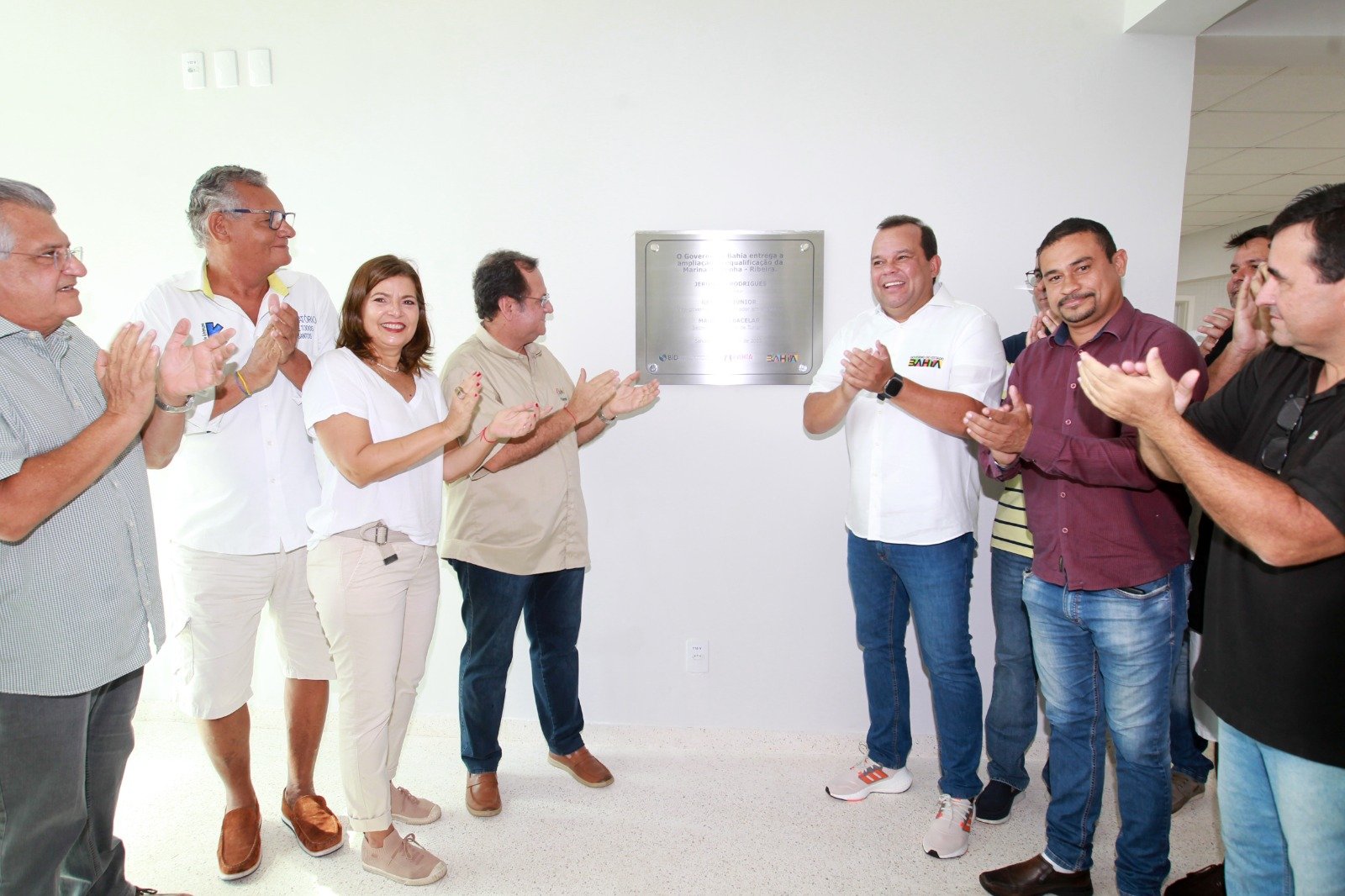 Imagem de Governador em exercício entrega nova base náutica da Penha, na Ribeira, e atracadouro recuperado em São Tomé de Paripe