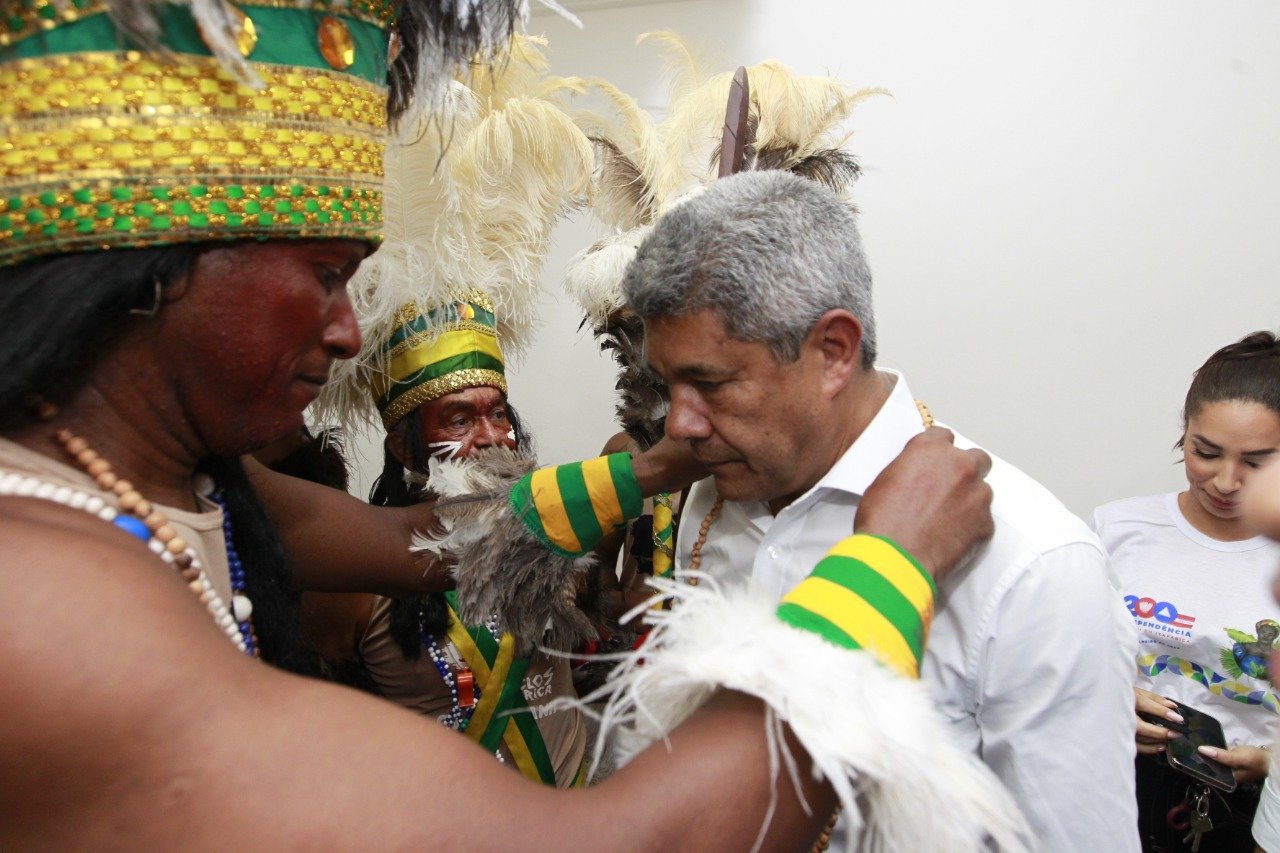 Imagem de Em primeira visita ao interior, Jerônimo participa das comemorações pelos 200 anos de Independência da Bahia em Itaparica