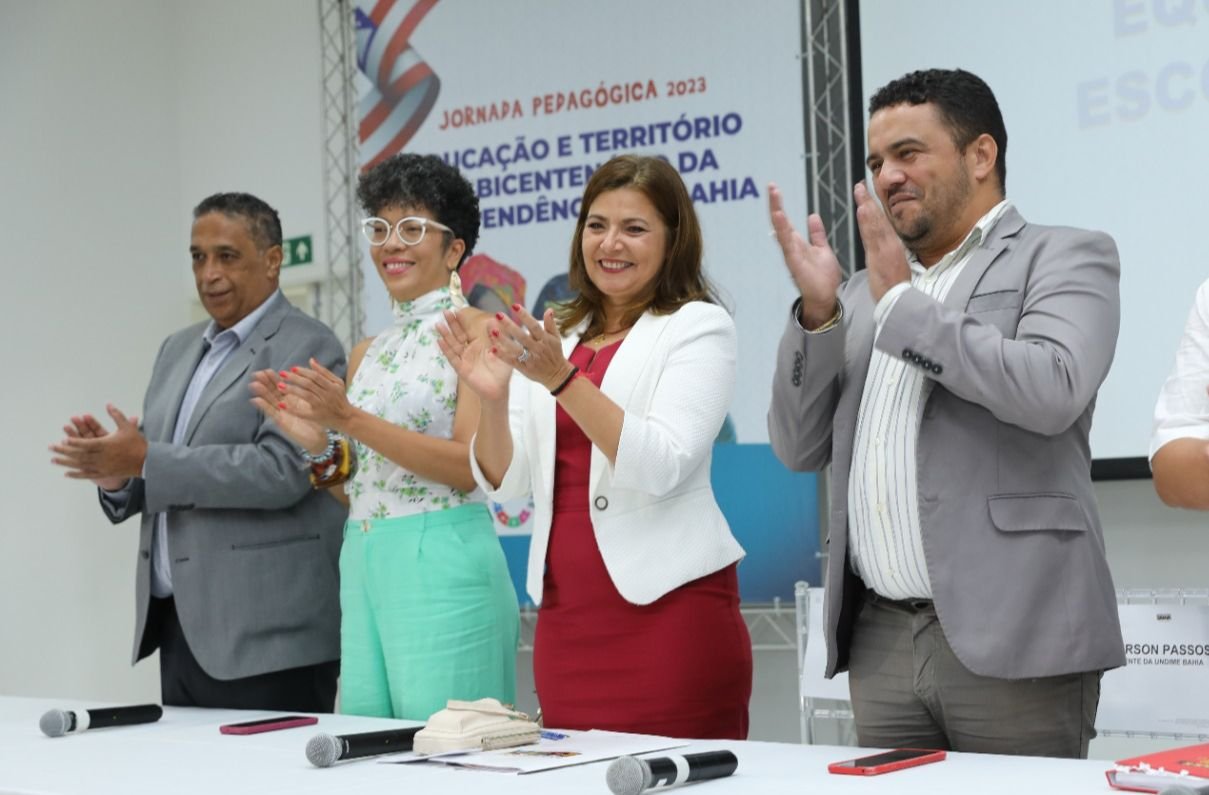 Imagem de Na abertura da jornada pedagógica, Adélia Pinheiro destaca metas e prioridades para 2023