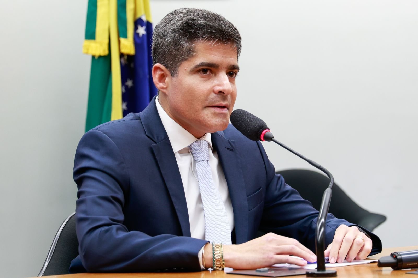 Imagem de ACM Neto lamenta morte de Deonísio de Assis, ex-prefeito de Barra