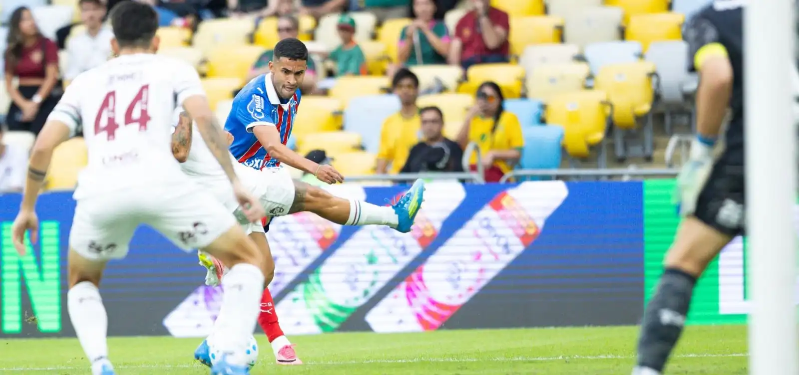 Imagem de Bahia perde para o Fluminense em amistoso marcado por polêmicas de arbitragem no Maracanã