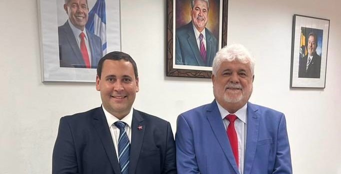 Imagem de PT Bahia formaliza indicação de Paulo Rangel para vaga do TCM