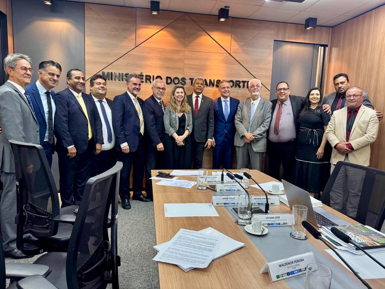 Imagem de Ivan Cordeiro reafirma compromisso com viadutos e destaca articulação política por melhorias viárias em Vitória da Conquista