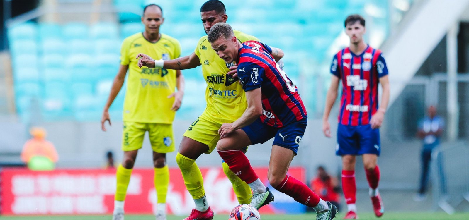 Imagem de Com a garotada em campo, Bahia vence o Jequié na estreia do Baianão