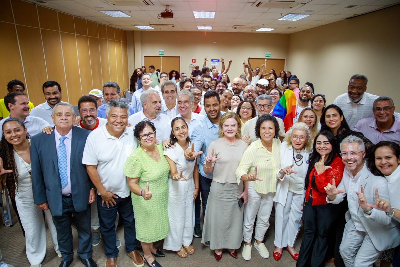 Imagem de "Queremos justiça tributária, justiça social e nós vamos lutar por isso", afirma Gleisi Hoffmann em visita à Bahia