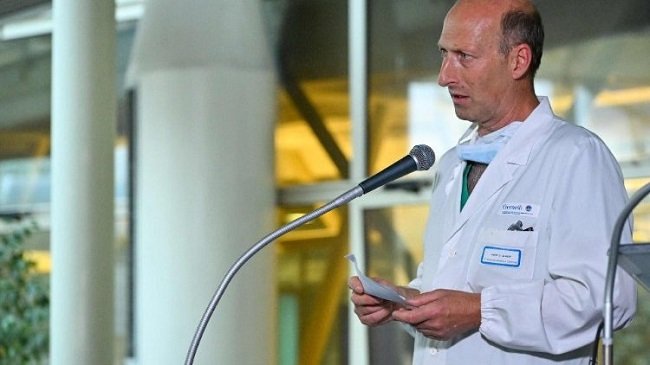 Imagem de Médico atualiza estado de saúde do Papa Francisco pós-cirurgia