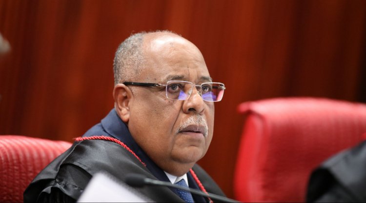 Imagem de Relator vota pela inelegibilidade de Bolsonaro por 8 anos