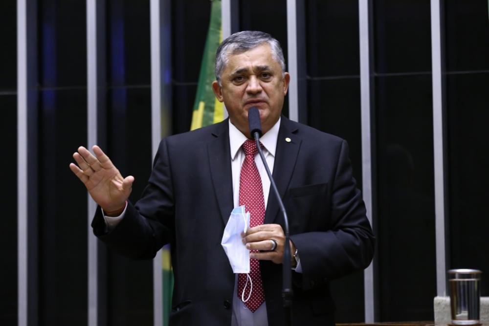 Imagem de Líderes do governo Lula decidem apoiar criação da CPMI do 8 de Janeiro