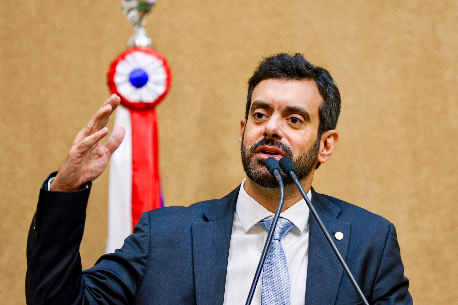 Imagem de “É absurdo o volume de empréstimos do governo”, diz Tiago Correia após o 21º pedido feito por Jerônimo