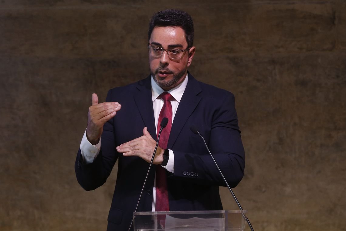 Imagem de CNJ afasta o juiz Marcelo Bretas da Lava-Jato do RJ