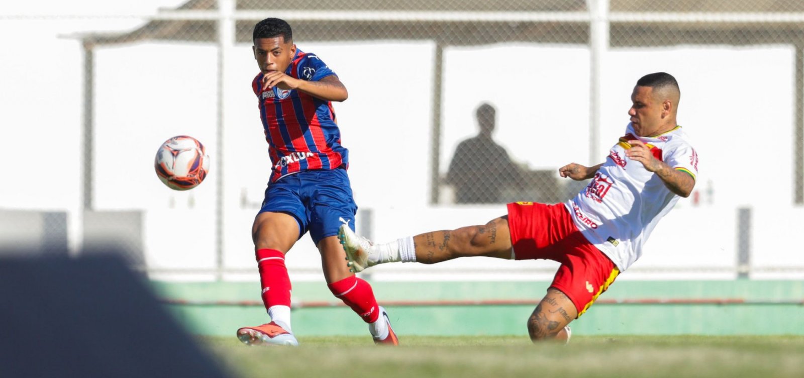 Imagem de Juazeirense empata e acaba com os 100% de aproveitamento do Bahia no Baianão