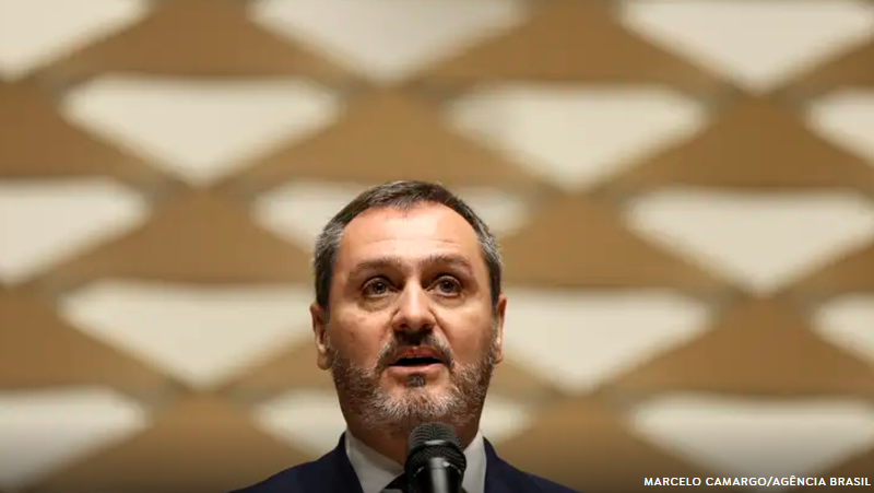 Imagem de Diretor da PF pede vigilância 24h dentro da casa de Bolsonaro