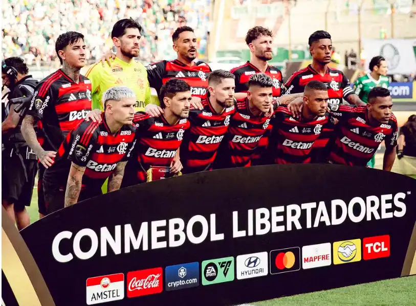 Imagem de Flamengo vence Palmeiras e vira 1º brasileiro tetra da Libertadores