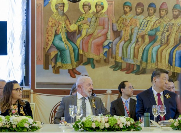 Imagem de Lula chega a Pequim para estreitar laços com a China e participar do fórum Celac