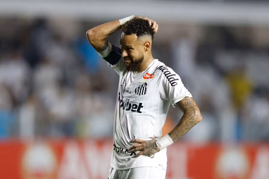 Imagem de Neymar tem lesão confirmada e pode perder estreia do Brasil na Copa do Mundo